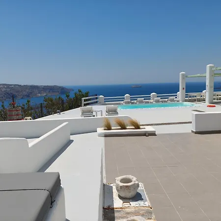 The Cliff Reflections - Adults Only Megalochori (Santorini)