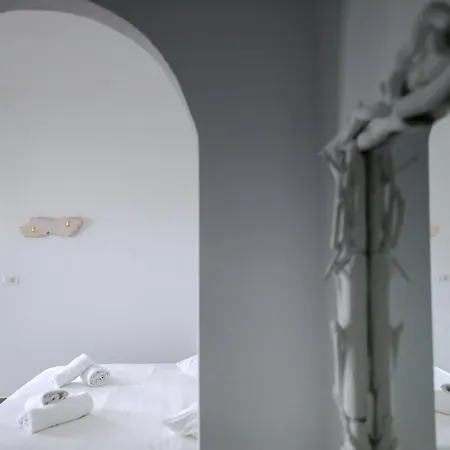 The Cliff Reflections - Adults Only Apartament Megalochori (Santorini)